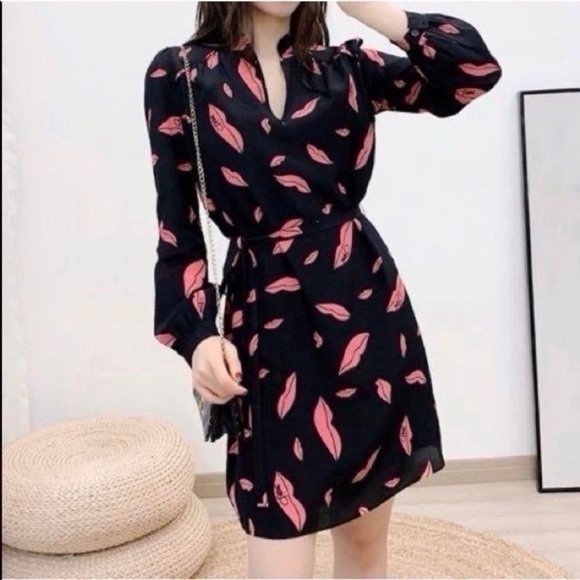 DVF Diane von Furstenberg Falling Lips Tie-Waist Dress - Picture 4 of 12